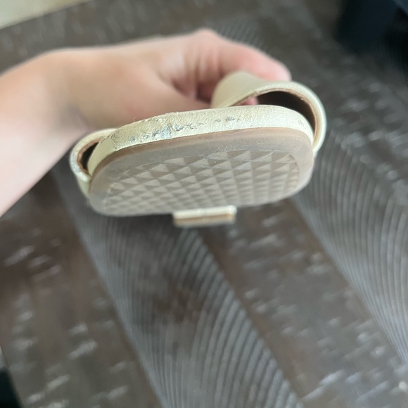 Aerosoles tan slip on block heel size 9.5 - Picture 7 of 8